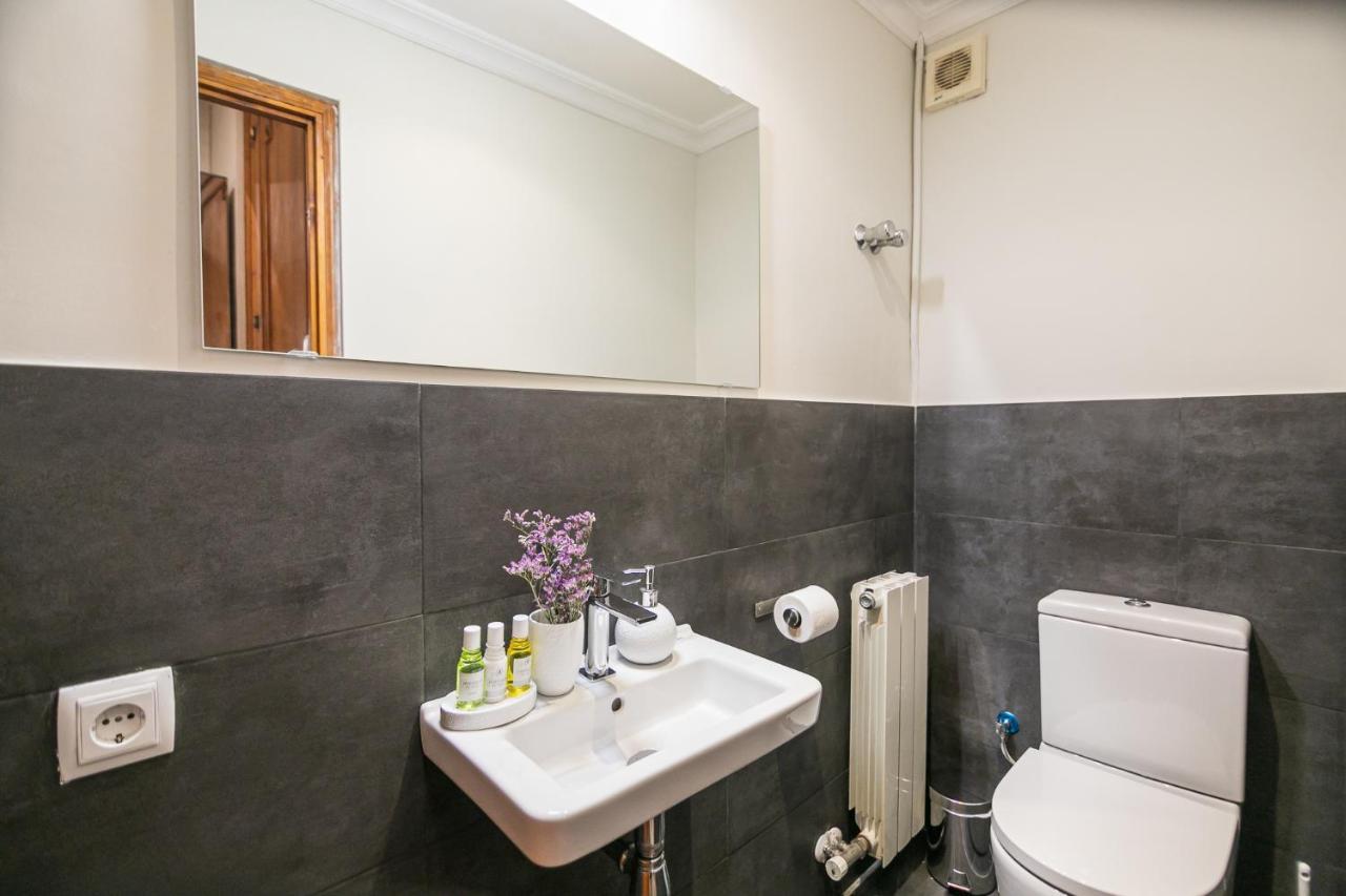 Avinyo 2 Gotic - Spacious Loft In Gothic Quarter! Барселона Экстерьер фото