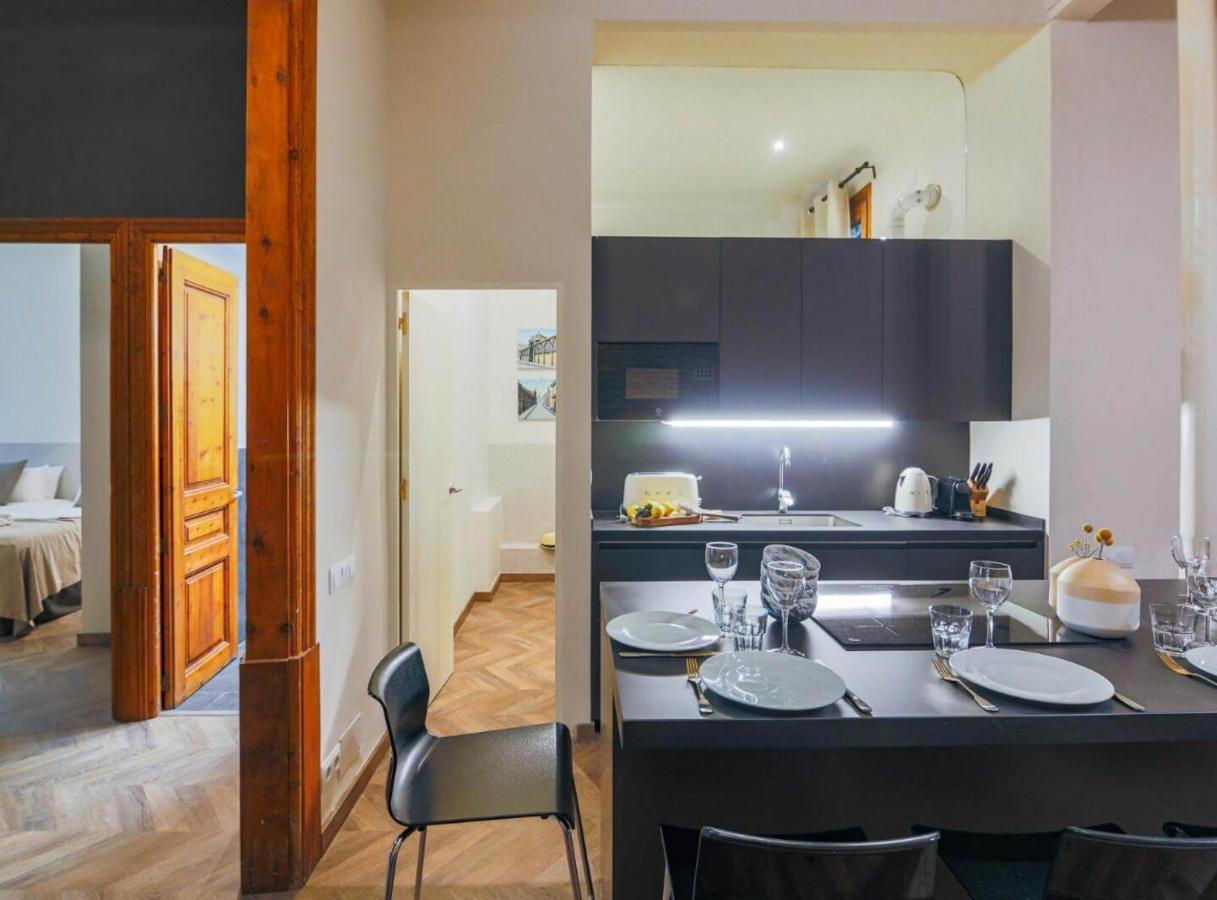 Avinyo 2 Gotic - Spacious Loft In Gothic Quarter! Барселона Экстерьер фото